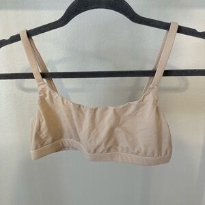 SKIMS NUDE SEAMLESS BRALETTE